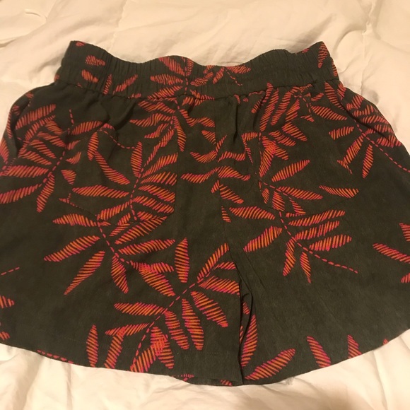 Set - Picture 3 of 3